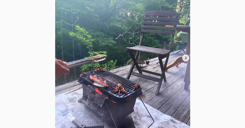 バーベキューをしている写真